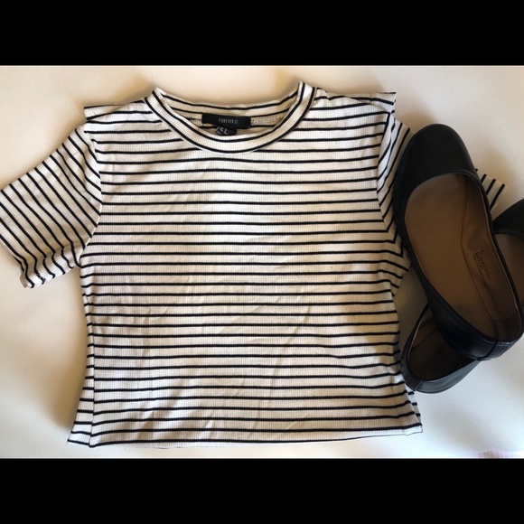 Black and white striped dress - Picture 2 of 2